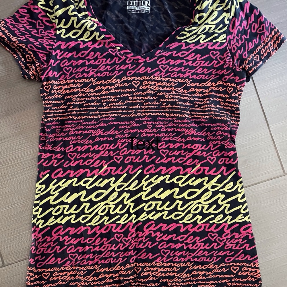 Women’s Under Armour Semi-Fitted Heat Gear T-Shirt